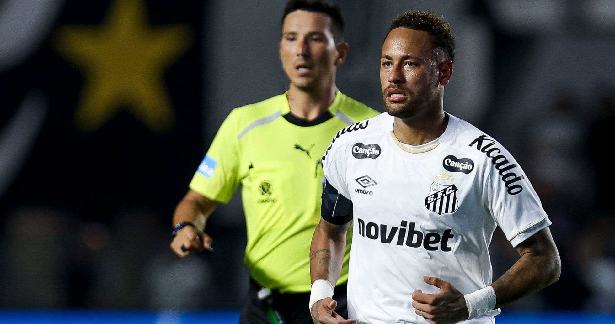 Neymar critique les supporters négatifs de Santos et leur demande de rester chez eux après une victoire en Sudamericana Neymar critique les supporters négatifs de Santos et leur demande de rester chez eux après une victoire en Sudamericana