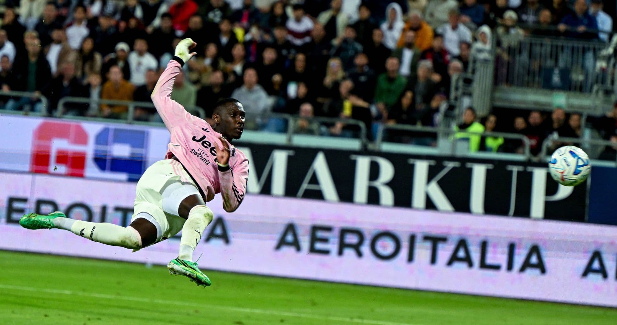 Notes des joueurs de la Juventus contre Cagliari : Kolo Muani sauve un point après une domination sans succès Notes des joueurs de la Juventus contre Cagliari : Kolo Muani sauve un point après une domination sans succès