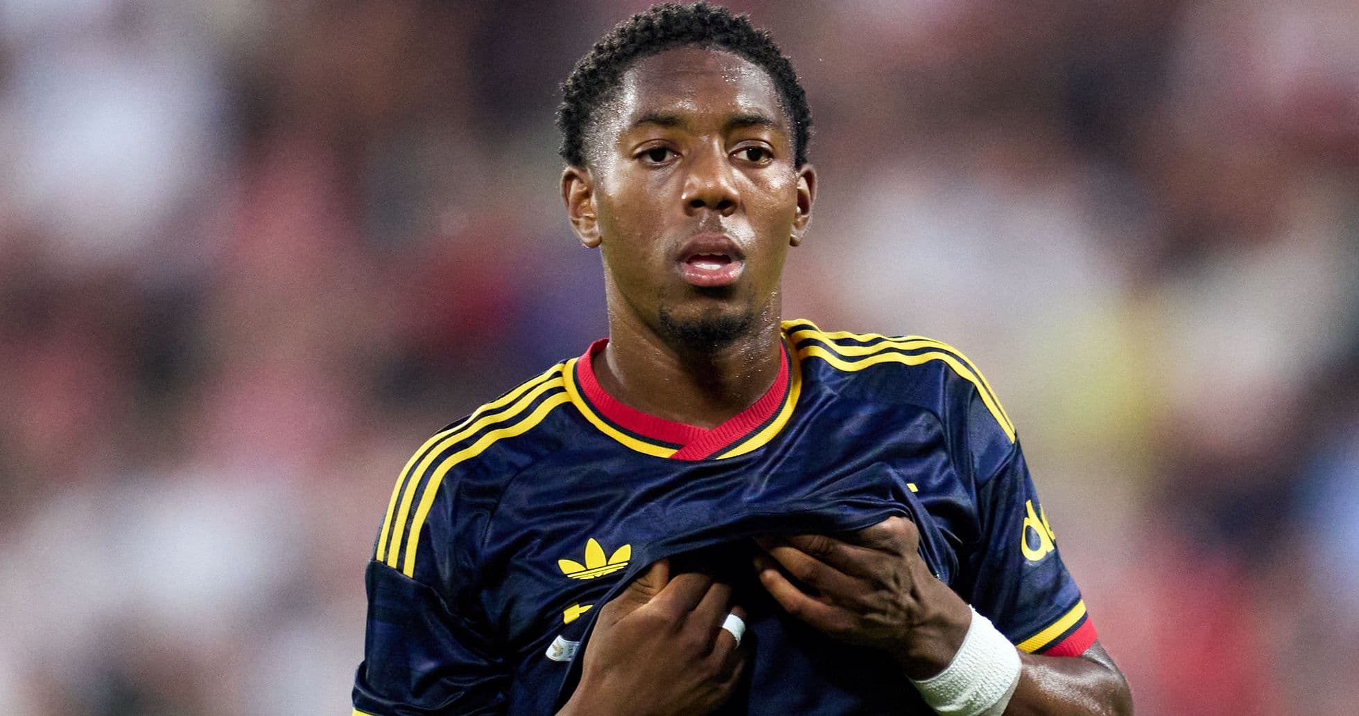 Liverpool invité à devancer Manchester United et Chelsea pour Myles Lewis-Skelly d'Arsenal Liverpool invité à devancer Manchester United et Chelsea pour Myles Lewis-Skelly d'Arsenal