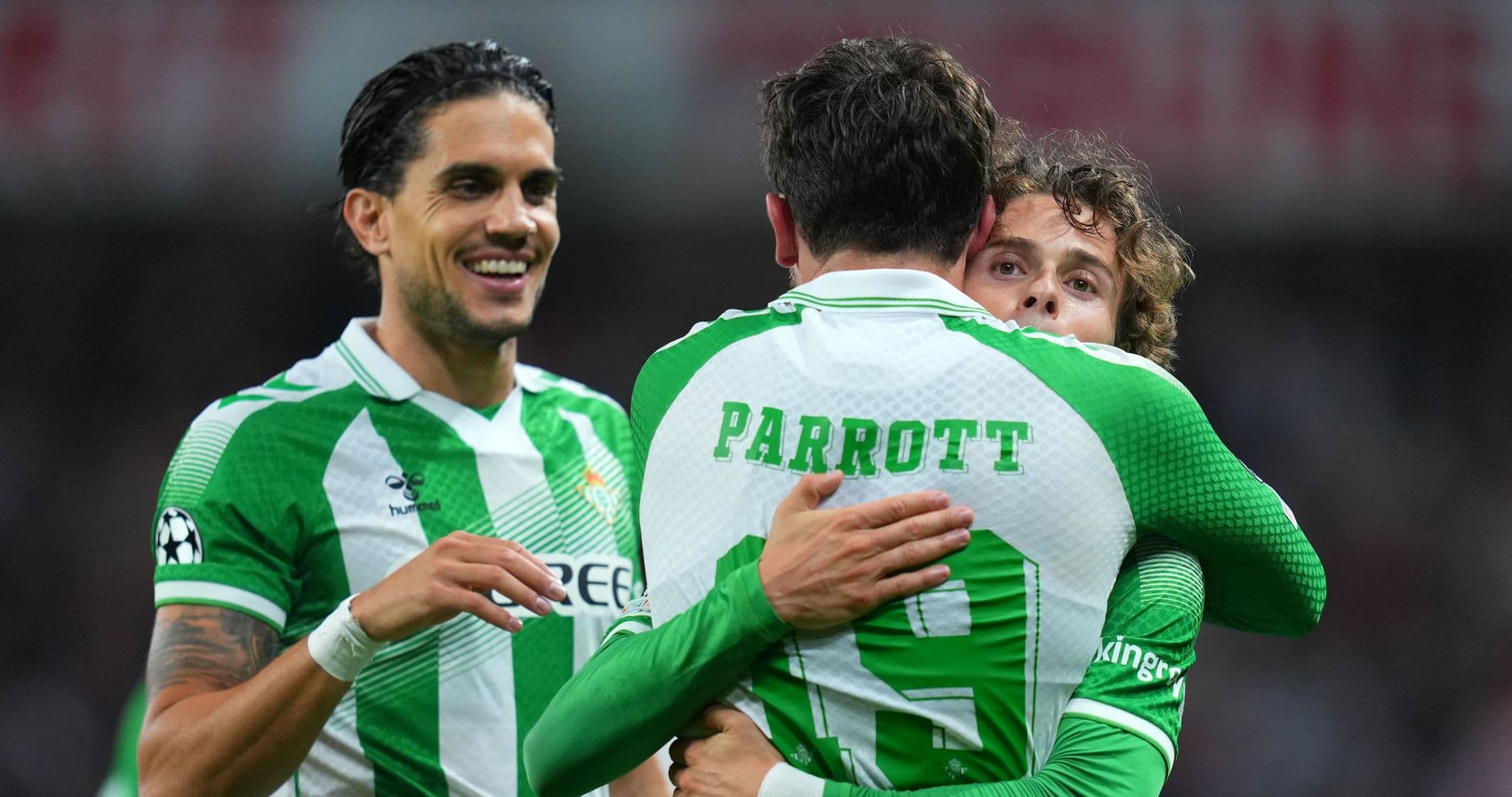 Troy Parrott offre la victoire à Real Betis face à Lille malgré l'expulsion d'Ethan Mbappe en Ligue des Champions Troy Parrott offre la victoire à Real Betis face à Lille malgré l'expulsion d'Ethan Mbappe en Ligue des Champions