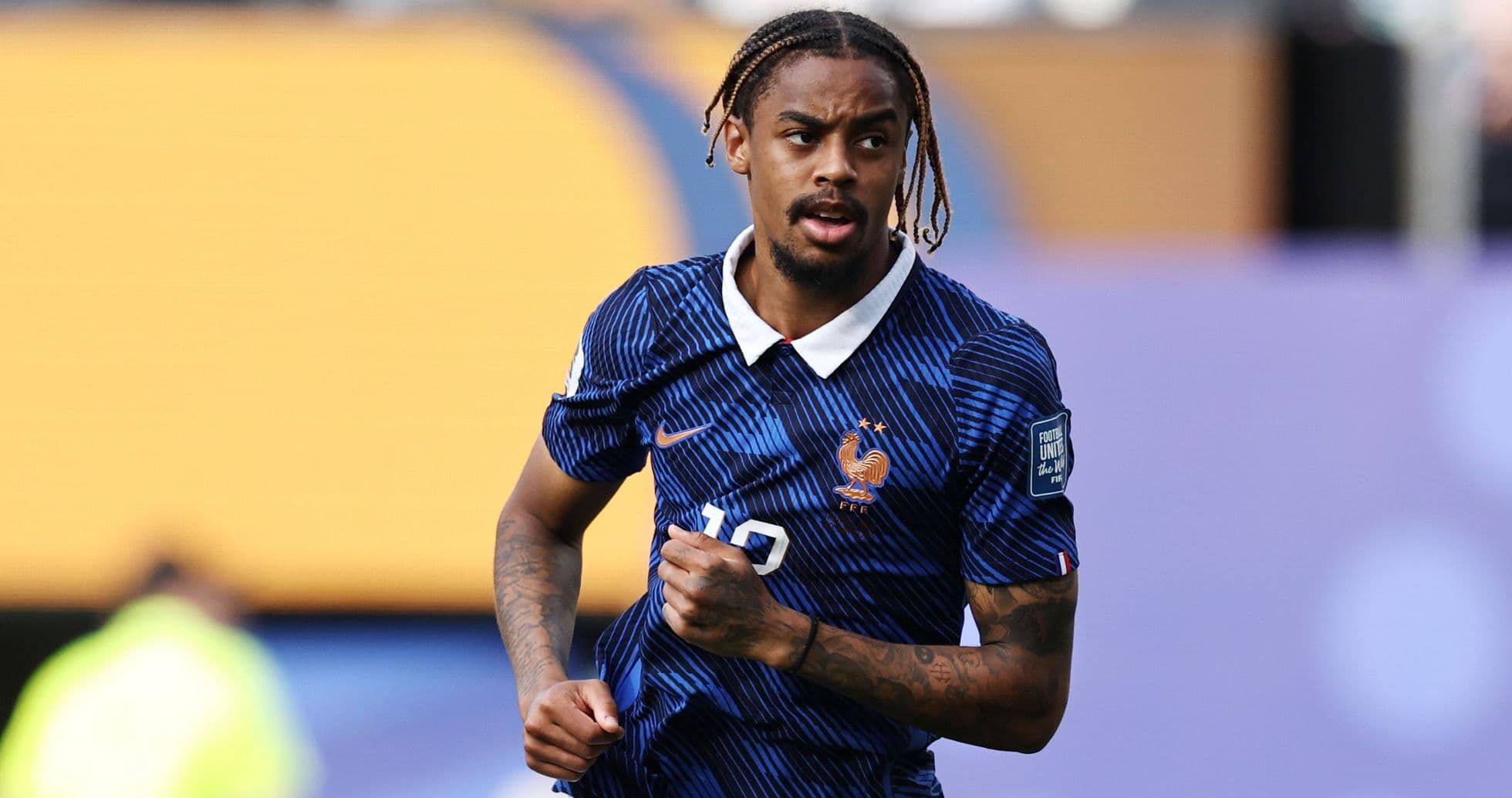 Liverpool prépare une nouvelle offre pour Bradley Barcola après le transfert de Godts au PSG Liverpool prépare une nouvelle offre pour Bradley Barcola après le transfert de Godts au PSG