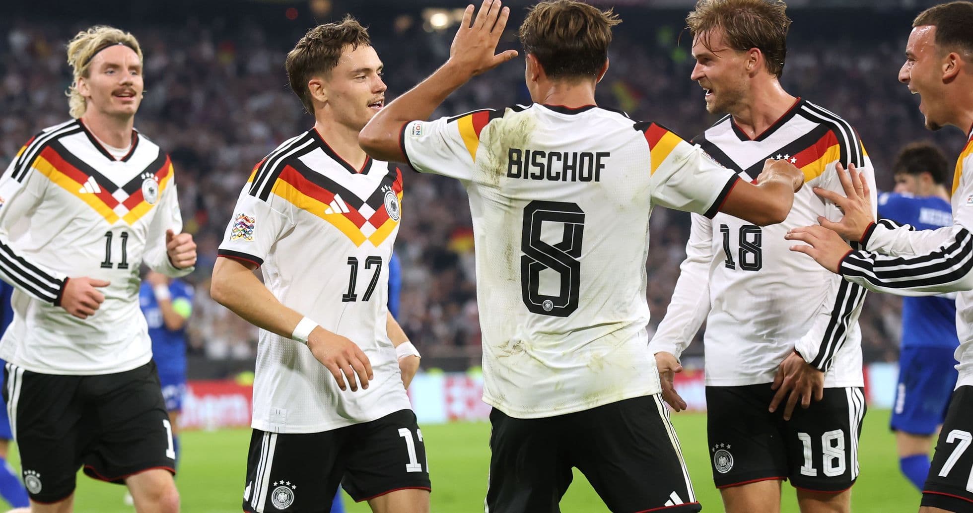 Performances des joueurs allemands contre la Serbie : Florian Wirtz dirige une victoire maîtrisée à l'Allianz Arena Performances des joueurs allemands contre la Serbie : Florian Wirtz dirige une victoire maîtrisée à l'Allianz Arena