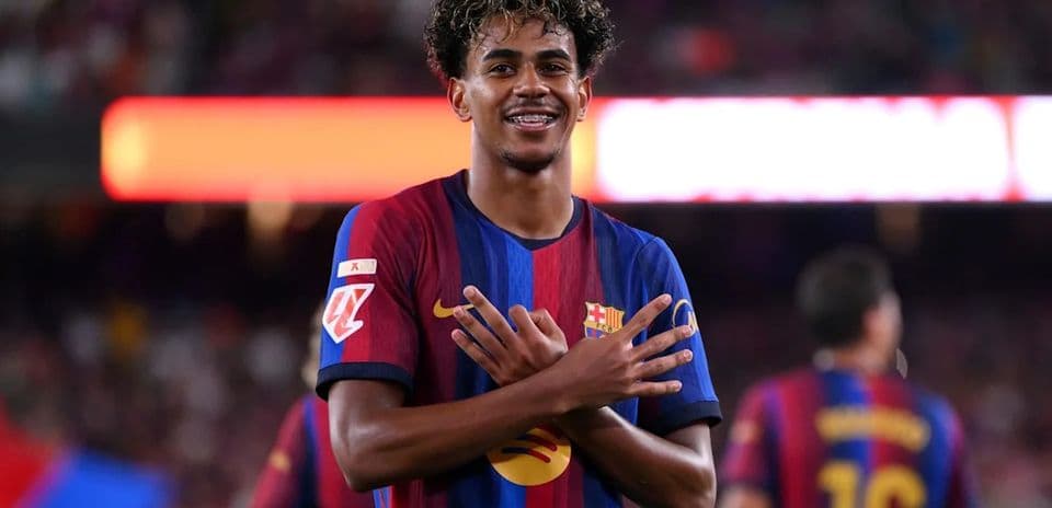 Lamine Yamal dévoile ce que Barcelone doit faire pour décrocher la Ligue des Champions Lamine Yamal dévoile ce que Barcelone doit faire pour décrocher la Ligue des Champions