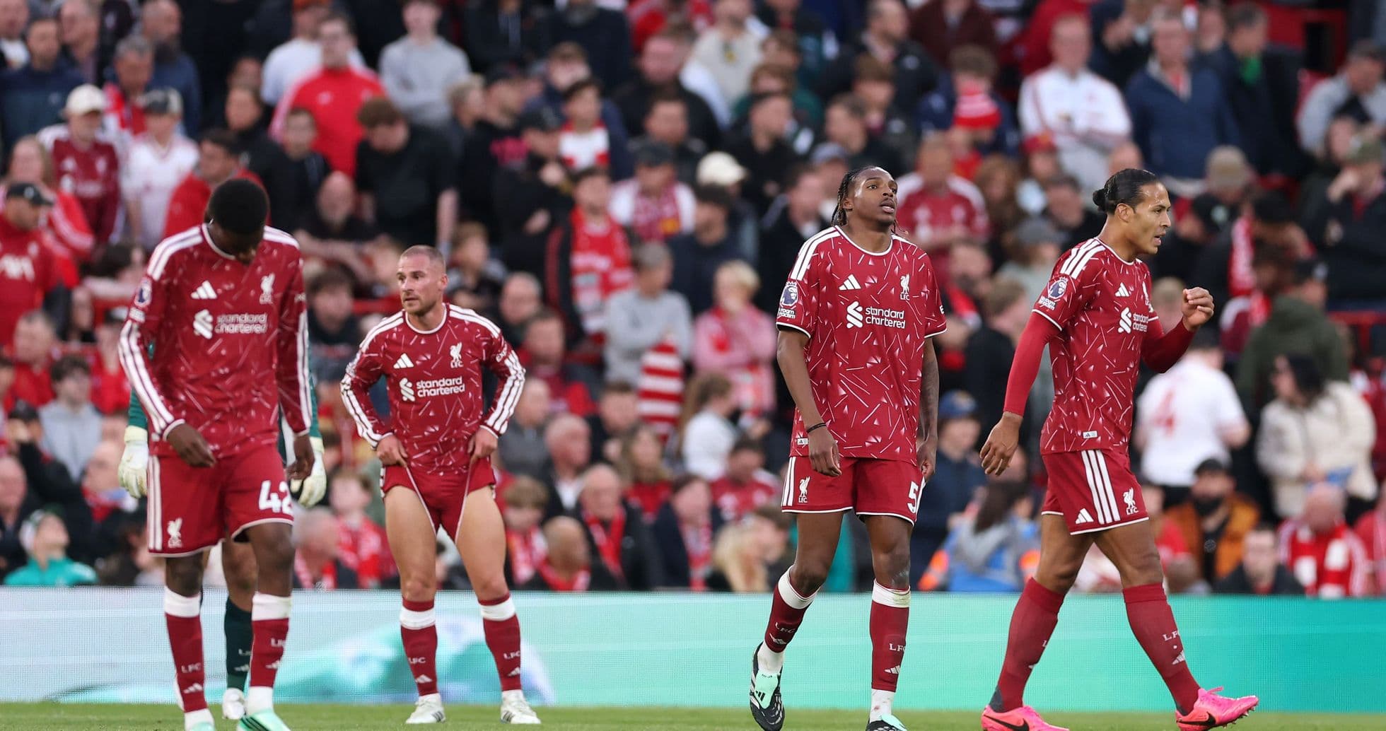 Évaluations des joueurs de Liverpool face à Man City : Wirtz déçoit, Frimpong humilié, Gravenberch provoque la défaite 3-0 Évaluations des joueurs de Liverpool face à Man City : Wirtz déçoit, Frimpong humilié, Gravenberch provoque la défaite 3-0