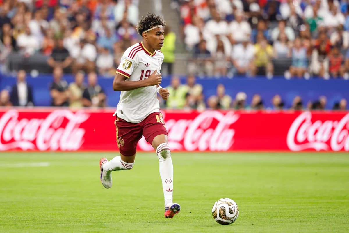 Finale de la Coupe du Monde 2026 : L'Espagne favorite face à l'Argentine de Lionel Messi Finale de la Coupe du Monde 2026 : L'Espagne favorite face à l'Argentine de Lionel Messi