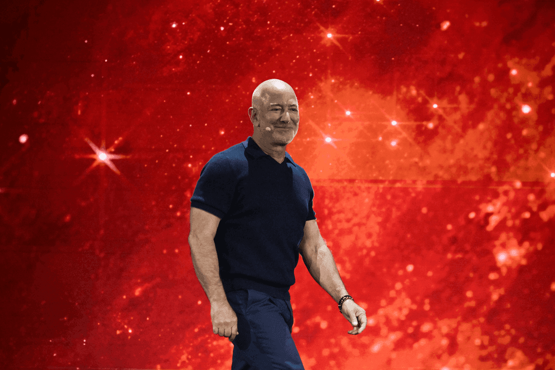 Un consortium lié à Jeff Bezos proche d'acquérir un tiers de Liverpool FC Un consortium lié à Jeff Bezos proche d'acquérir un tiers de Liverpool FC