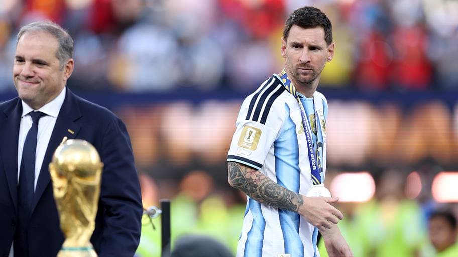 Lionel Messi : fin de carrière après la défaite en finale de la Coupe du Monde 2026 ? Lionel Messi : fin de carrière après la défaite en finale de la Coupe du Monde 2026 ?