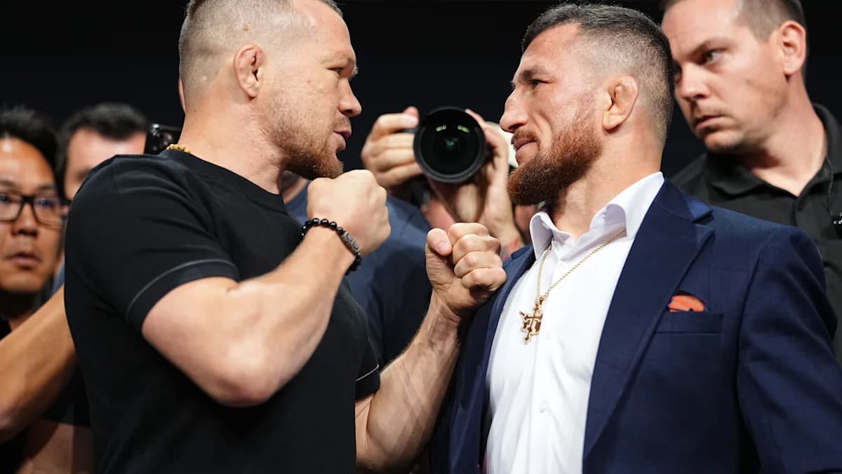 Petr Yan affirme avoir brisé Merab Dvalishvili lors de leur dernier combat Petr Yan affirme avoir brisé Merab Dvalishvili lors de leur dernier combat