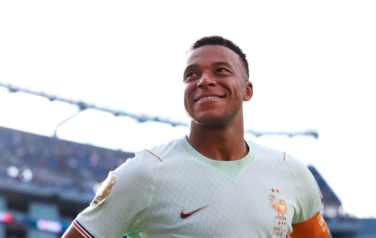 Mbappé et Dembélé propulsent la France en demi-finales de la Coupe du Monde 2026 Mbappé et Dembélé propulsent la France en demi-finales de la Coupe du Monde 2026