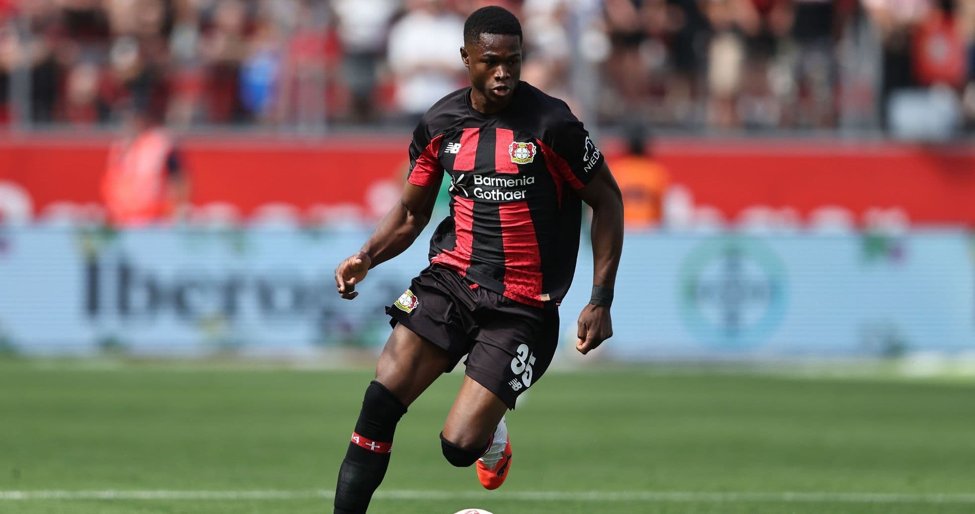 Newcastle United et Aston Villa prévoient une offensive en janvier pour Christian Kofane Newcastle United et Aston Villa prévoient une offensive en janvier pour Christian Kofane